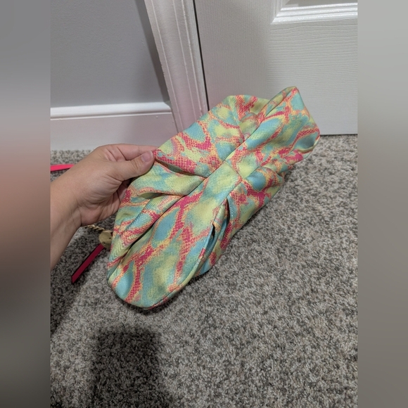 Juicy Couture Neon Pink & Multi-color Faux Snake Skin Flap Envelope Crossbody - Picture 3 of 10